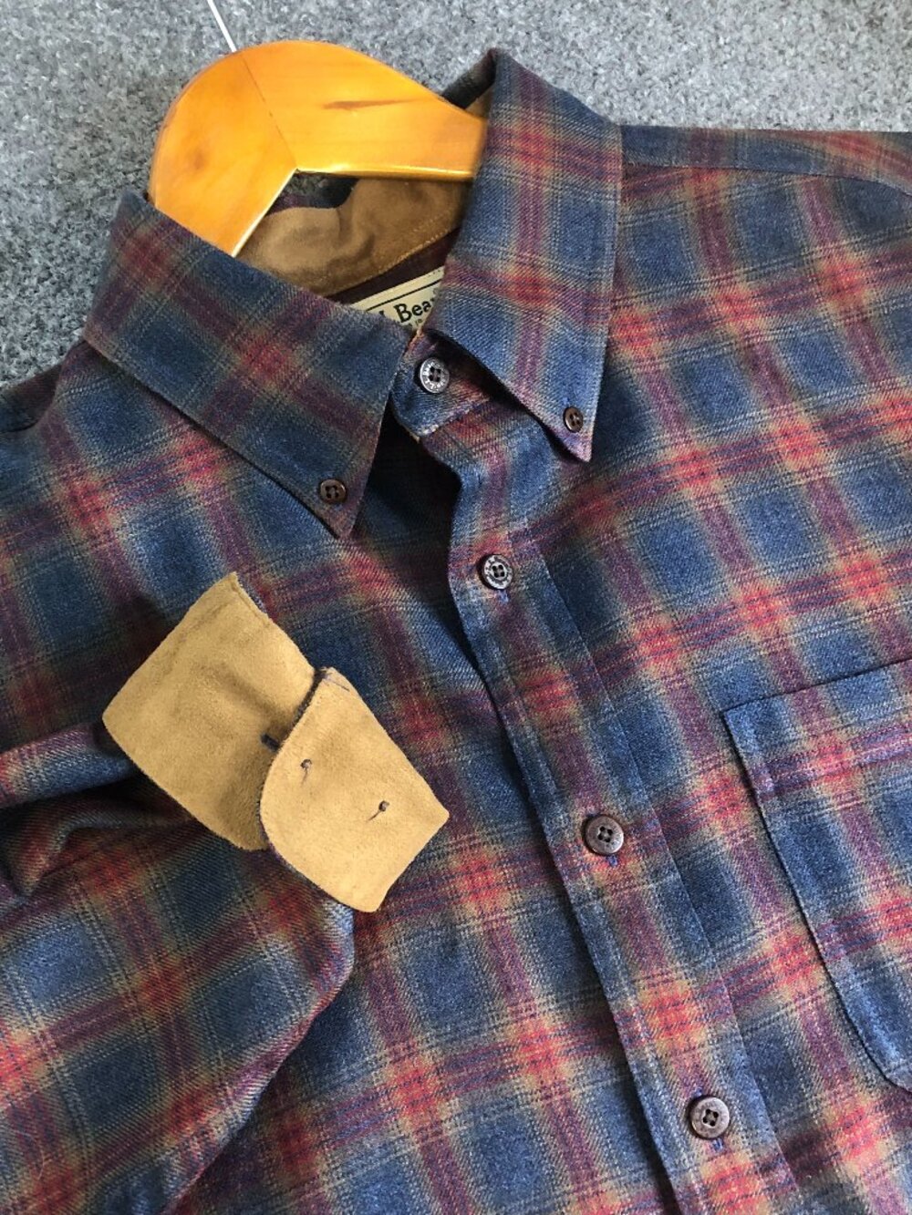 LL Bean Shirt Mens Large Tall Blue 100% Wool Flip Cuff Long Sleeve Button Plaid